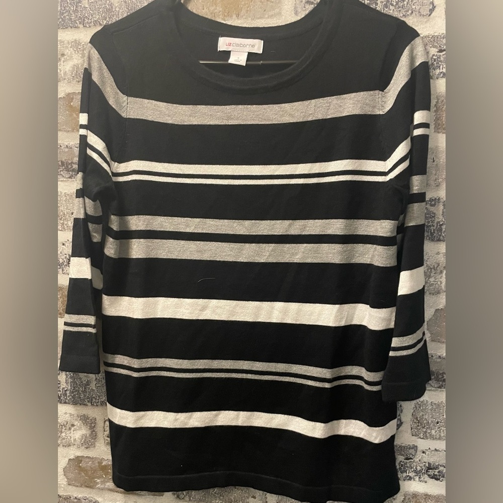 Liz Claiborne Women’s Black white and Gray‎ Stripped Sweater.